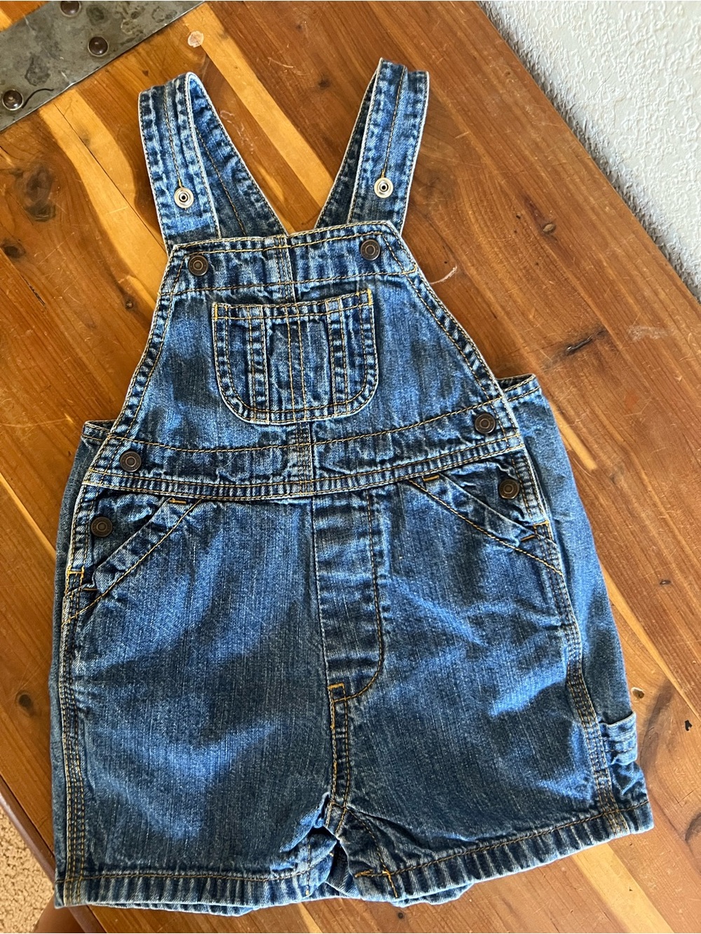 GAP Kids Denim Short Overalls in Blue Wash